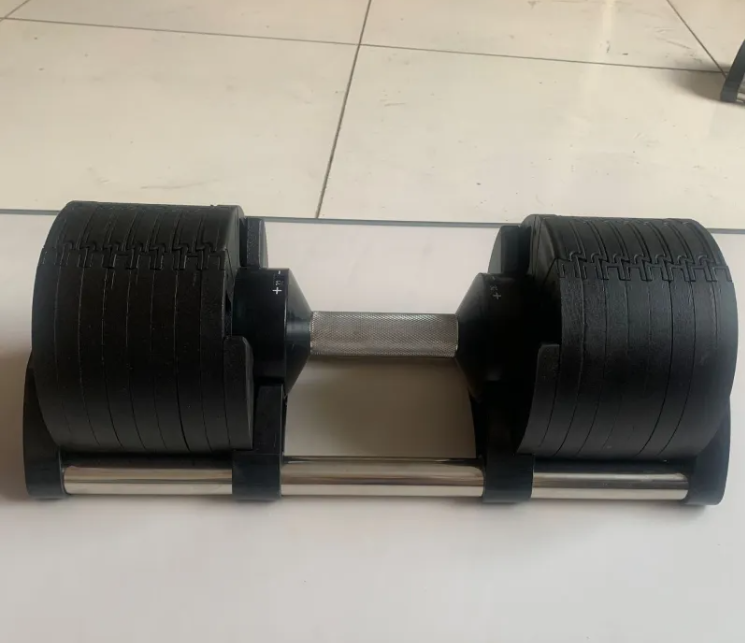 Quick Flex 20kg adjustable dumbbell for home workouts